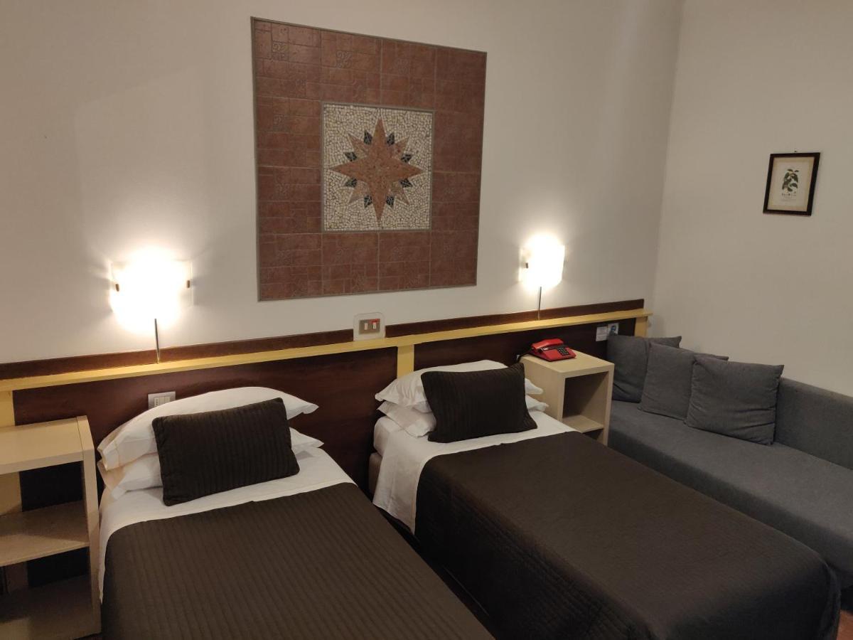 Hotel Il Rustichello Lonato Ngoại thất bức ảnh