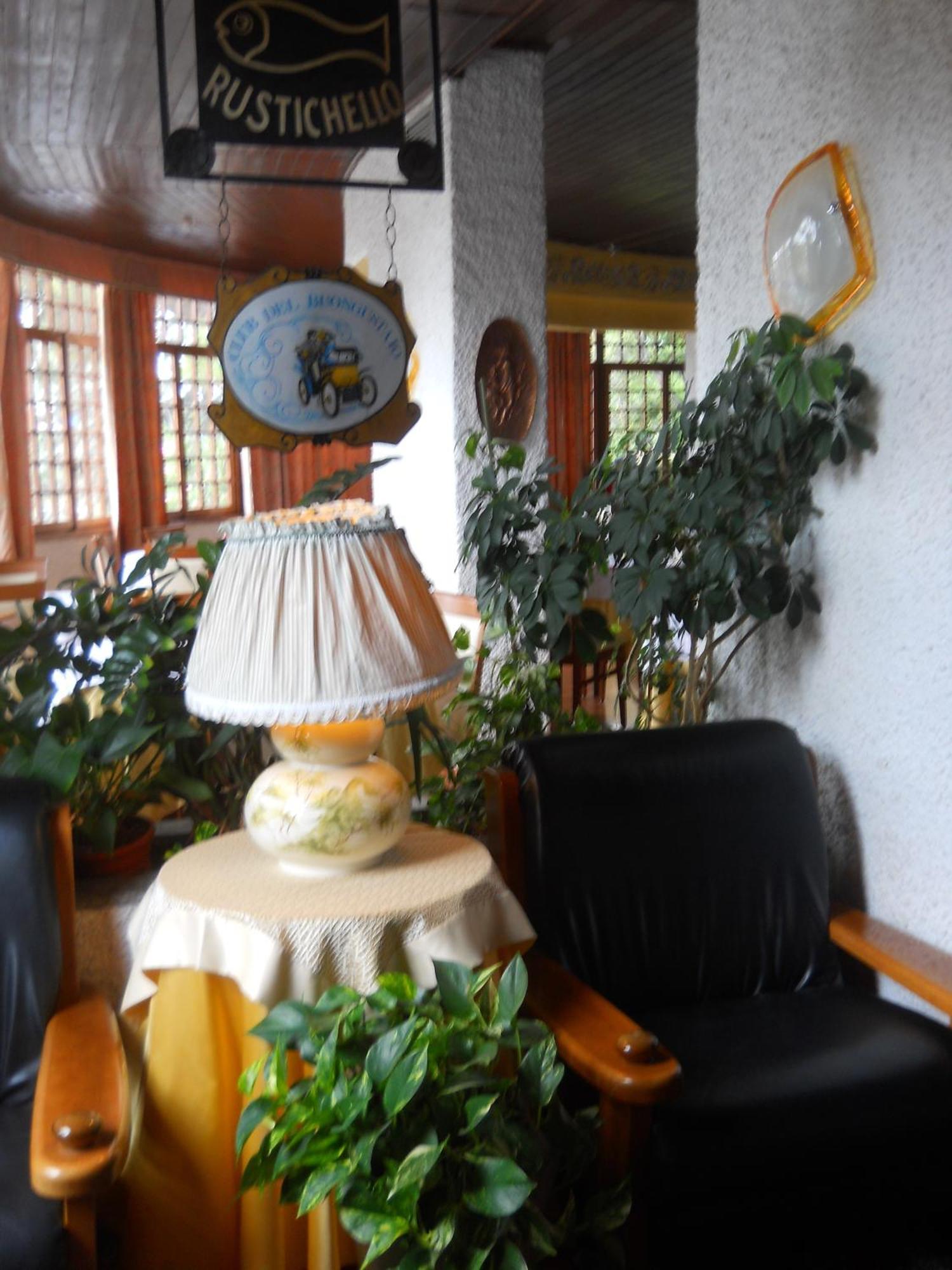 Hotel Il Rustichello Lonato Ngoại thất bức ảnh